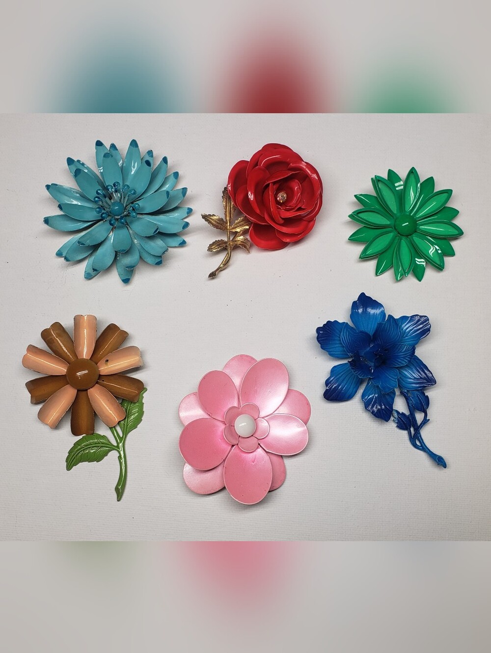 Vintage Flower   Brooches